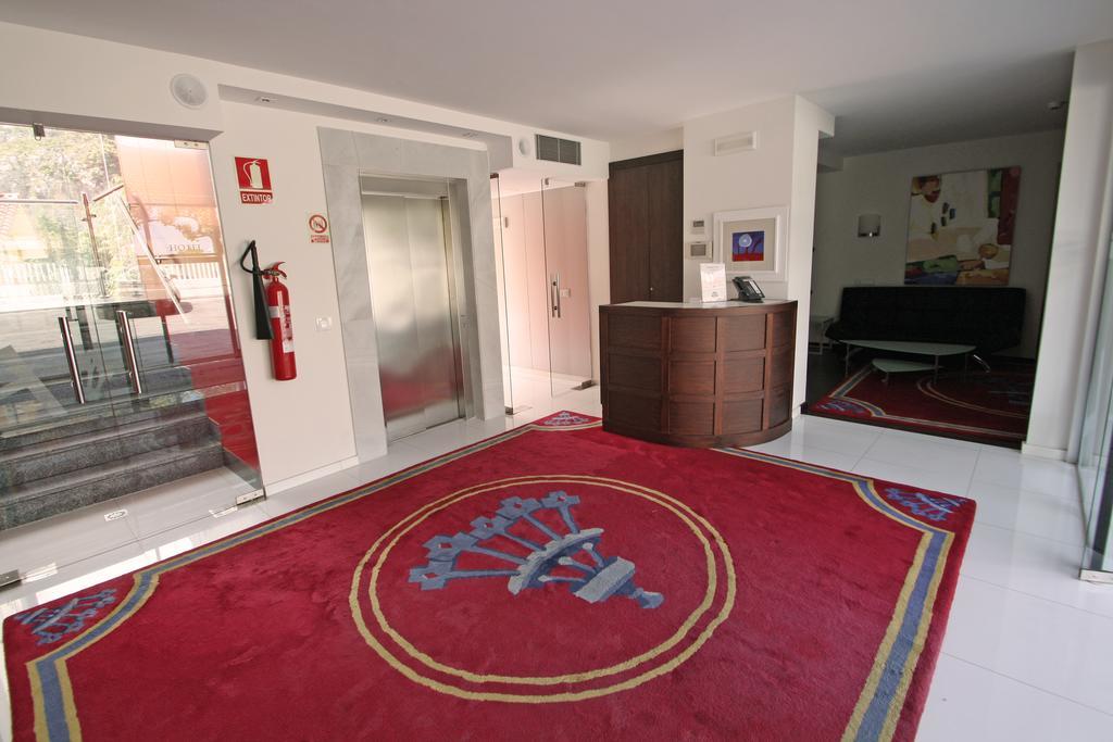 ריבאדסלה Hotel Villa Rosario Ii, Edificio Moderno מראה חיצוני תמונה
