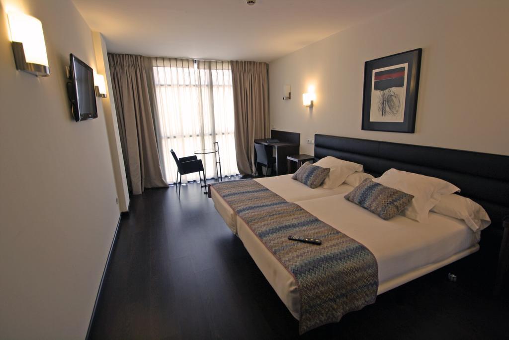 ריבאדסלה Hotel Villa Rosario Ii, Edificio Moderno מראה חיצוני תמונה