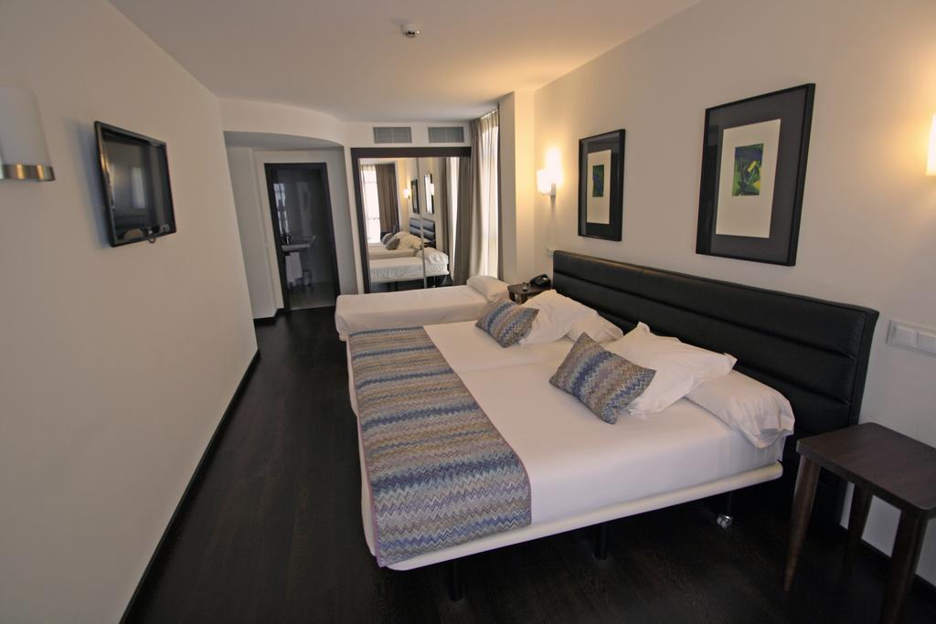 ריבאדסלה Hotel Villa Rosario Ii, Edificio Moderno מראה חיצוני תמונה